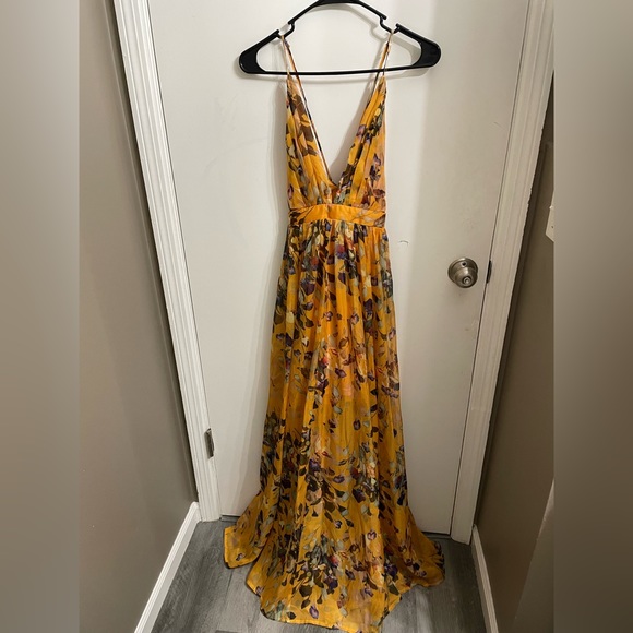 Charlotte Russe Yellow Dress Black Dress Floral Semi Formal Charlotte Russe  Formal Dresses